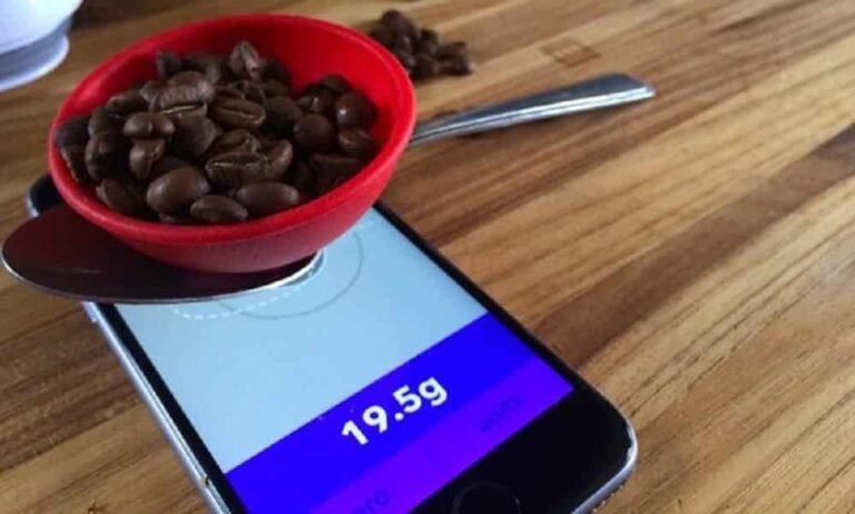 Aplicativo de pesar objetos com seu celular