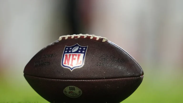 Titans x Eagles: Onde Assistir à NFL